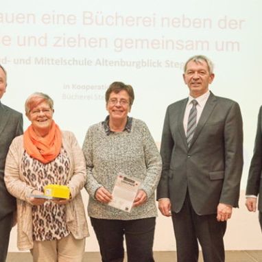 Bewerbung von Bücherei und Schule um den C.C. Buchnerpreis 2016